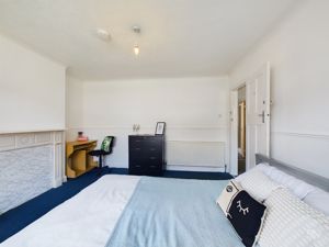 Photo 10- click for photo gallery